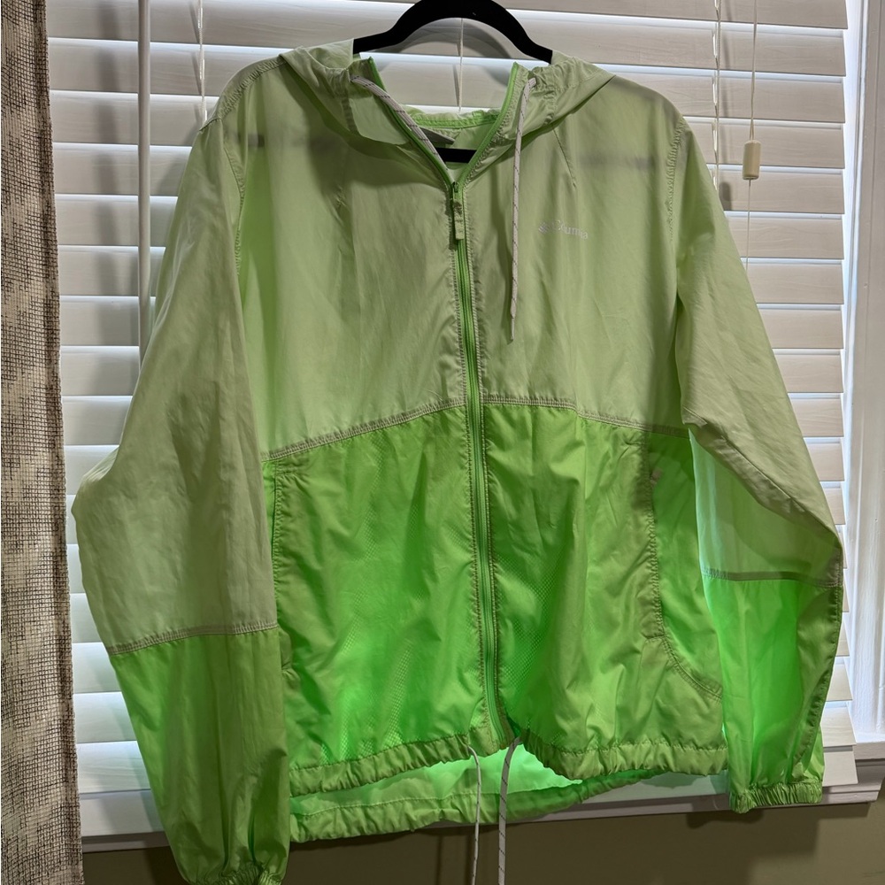 Columbia Green windbreaker